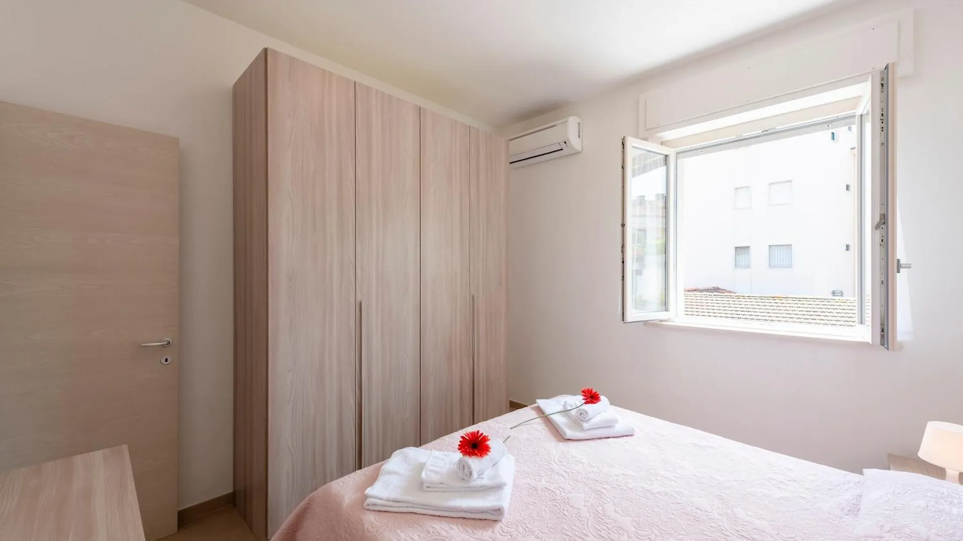 Suite Ondina Viareggio Apartments - Happy Rentals